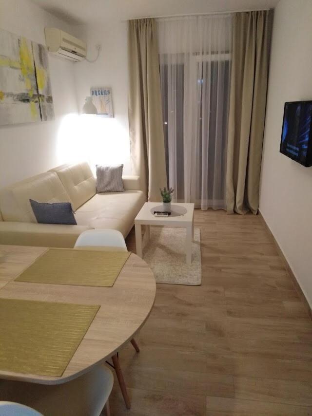 Sunny Day Apartments Tribunj (Sibenik-Knin) Exterior foto